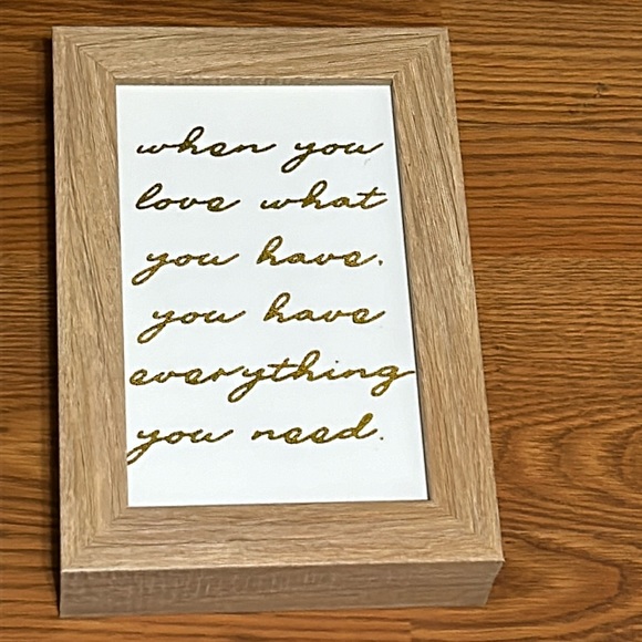 Decor - Picture 1 of 1